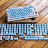 azul_cielo-pack Keycaps ISO Español - Azul Cielo + Blanco PBT XDA