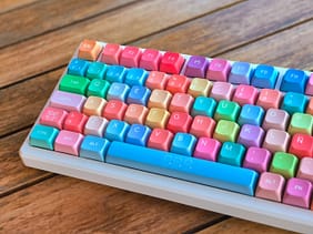 multicolor-cerca