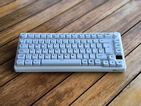 blanco_frontal Keycaps ISO Español - Blanco PBT XDA