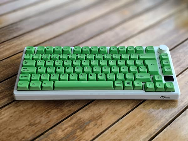 verde-frontal Keycaps ISO Español - Verde PBT XDA