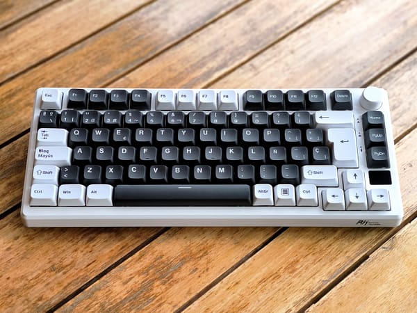 negro_blanco-frontal Keycaps ISO Español - Negro + Blanco PBT XDA